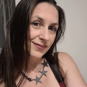 Meet your Posher, Marika